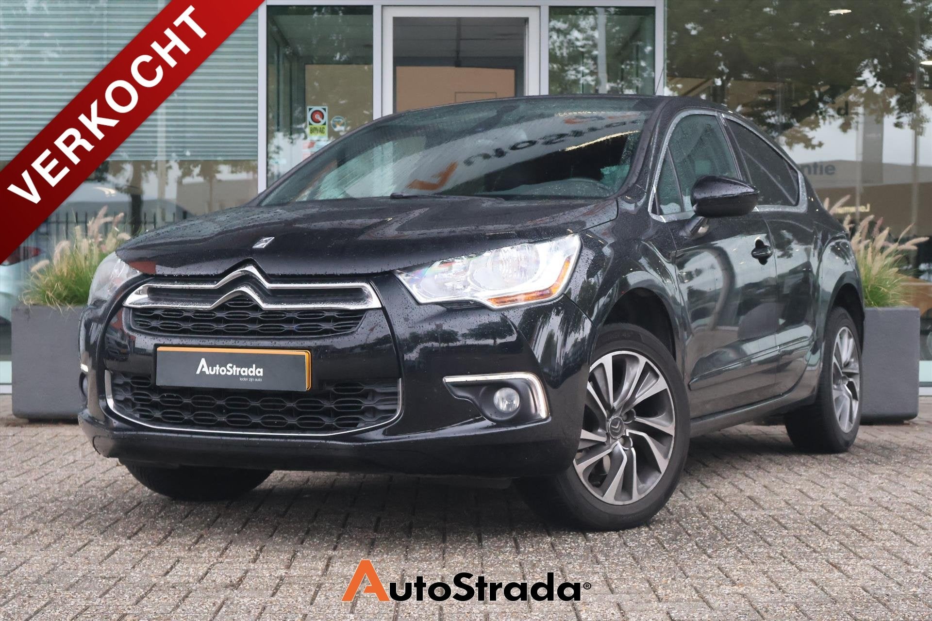 Citroen DS4 1.6 VTI So Chic | Automaat | Trekhaak | Navi | H, Auto's, Citroën, Euro 5, Gebruikt, Zwart, 715 kg