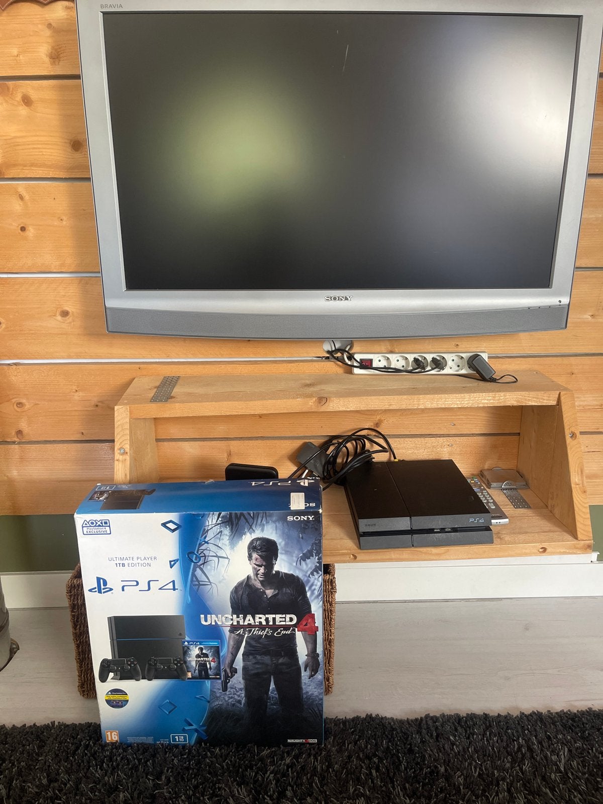 PS4 Ultimate Player 1TB Edition met Uncharted 4, Spelcomputers en Games, Spelcomputers | Sony PlayStation 4, Ophalen, Met games