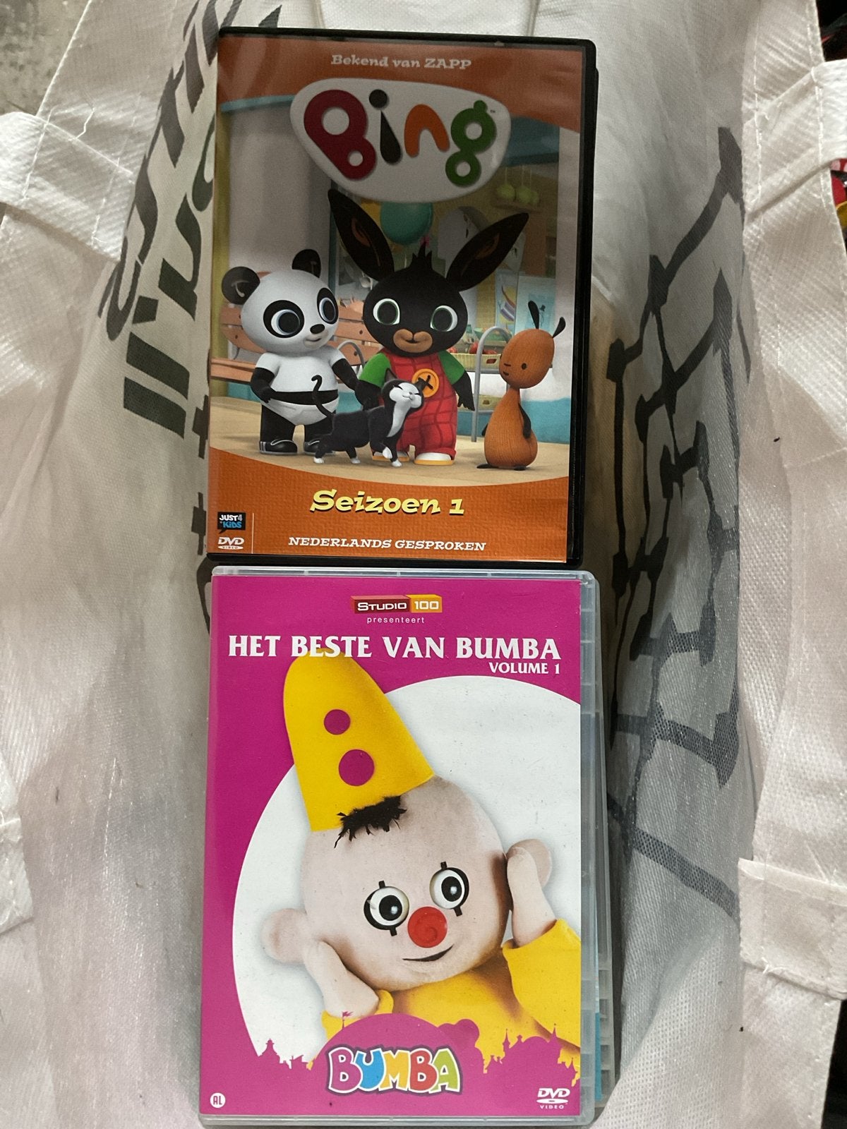 Tas vol kinder DVD,s met oa bumba bing sesamstraat etc, Ophalen, Gebruikt, Animatie, Alle leeftijden