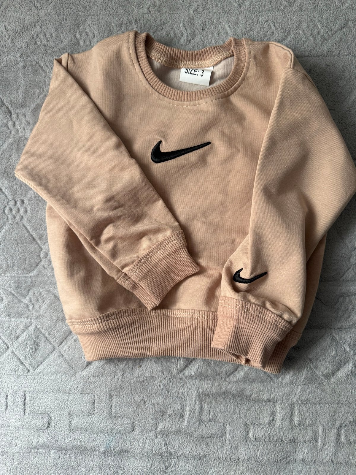 Nike trainingspak Nieuw, Kinderen en Baby's, Ophalen of Verzenden, Nieuw, Maat 98