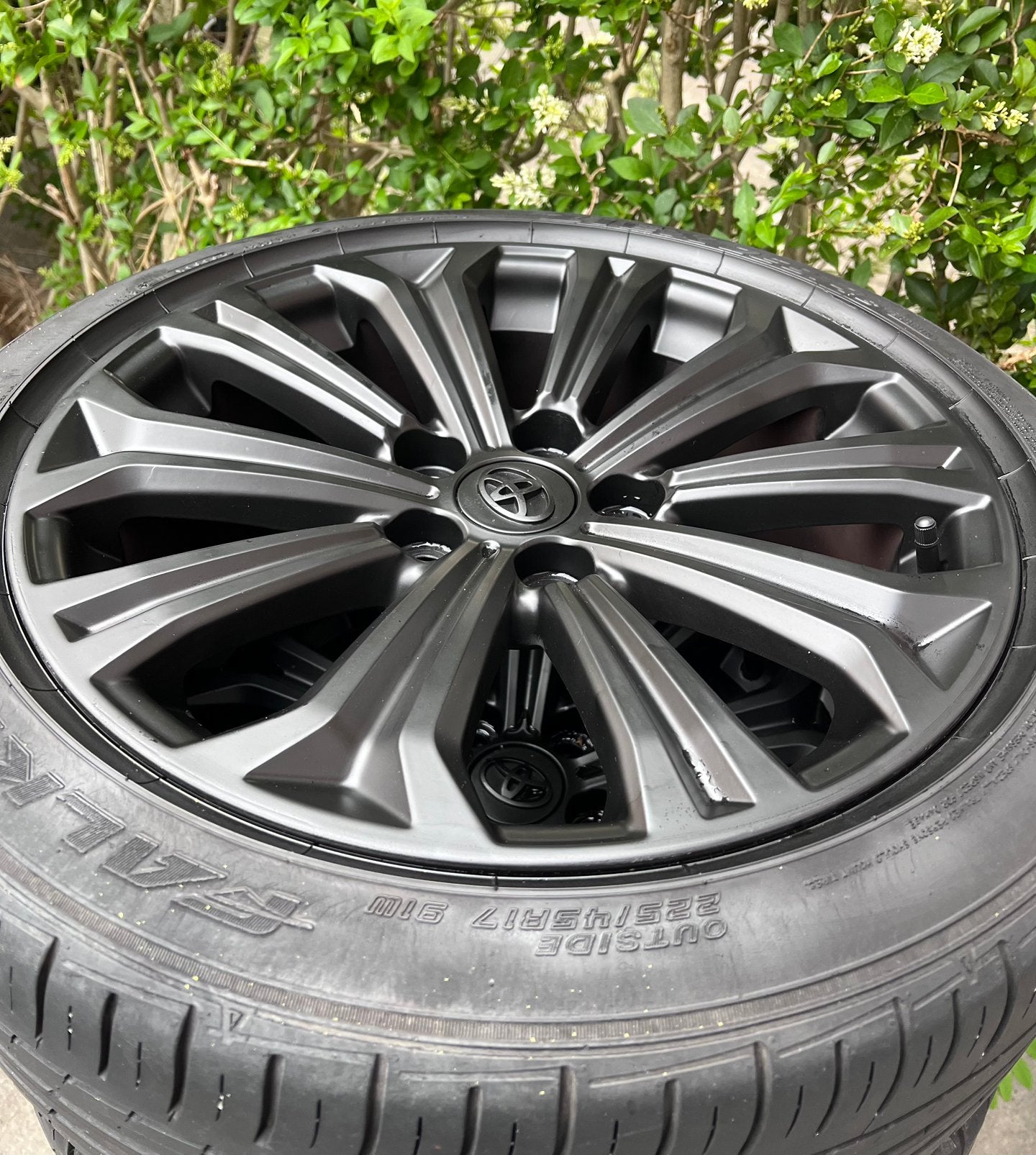 Mooi sport Toyota Velgen met Zomerbanden 225 /45 R17, Fietsen en Brommers, Brommeronderdelen | Puch, Gebruikt, Overige typen, Ophalen