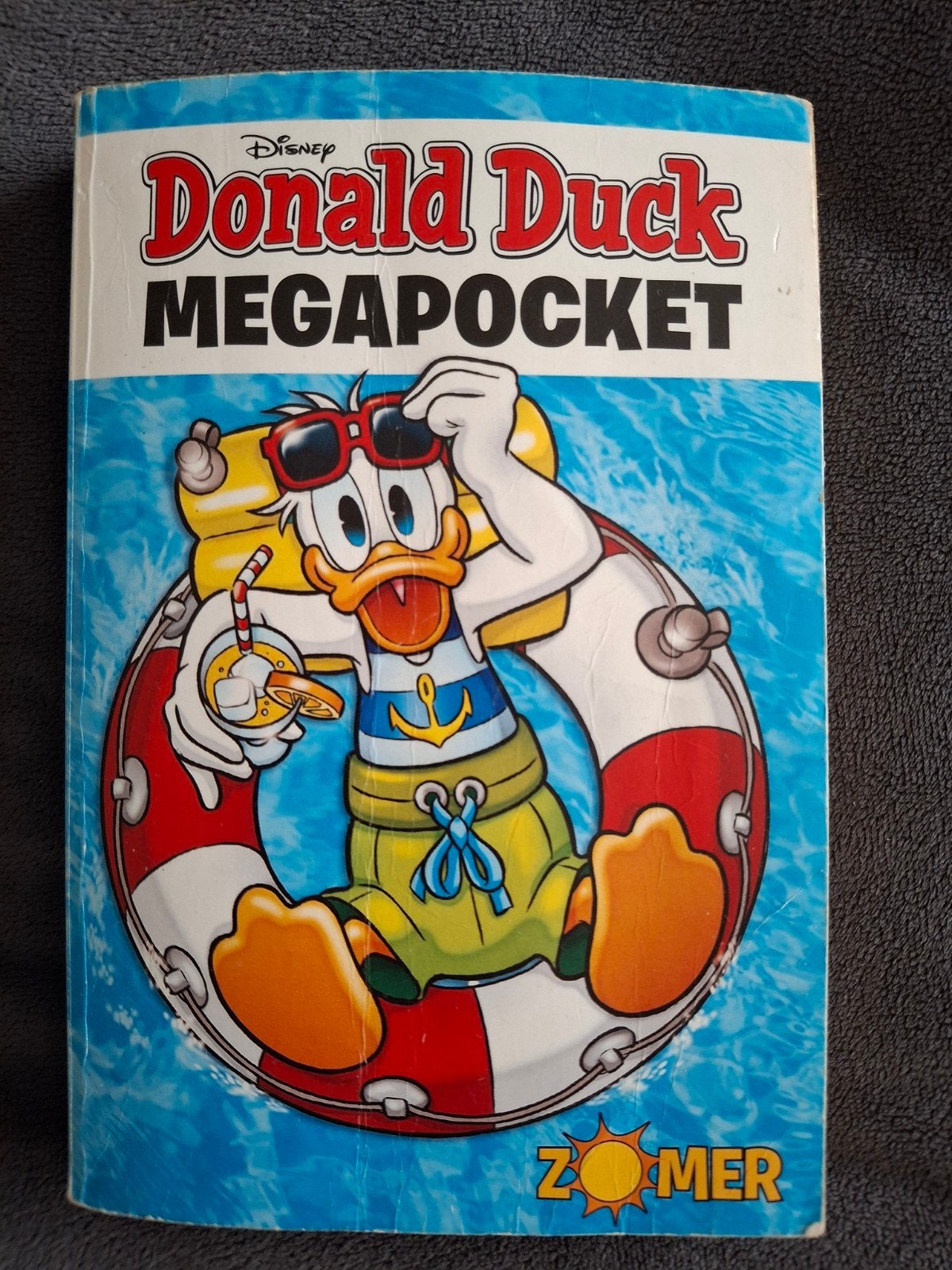 Donald Duck Zomer Mega Pocket 2019, Eén stripboek, Ophalen of Verzenden, Gelezen