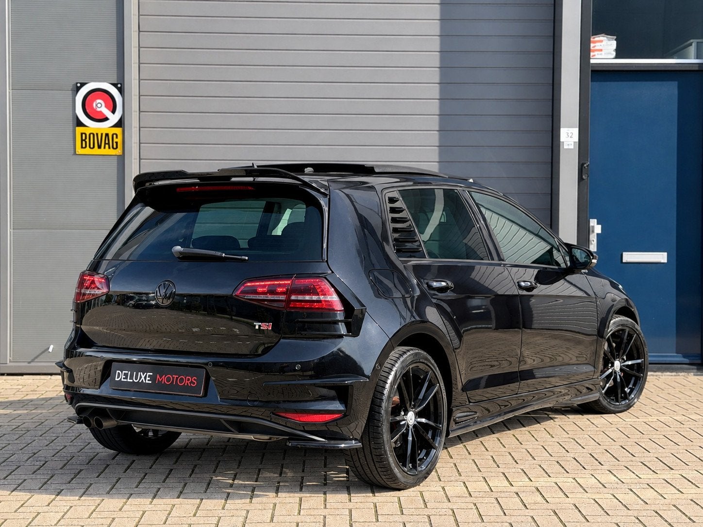 Volkswagen Golf 1.4 TSI DSG Pano|Keyless|Massage|ACC|Stoelvw, Dealer onderhouden, Gebruikt, 4 cilinders, 150 pk