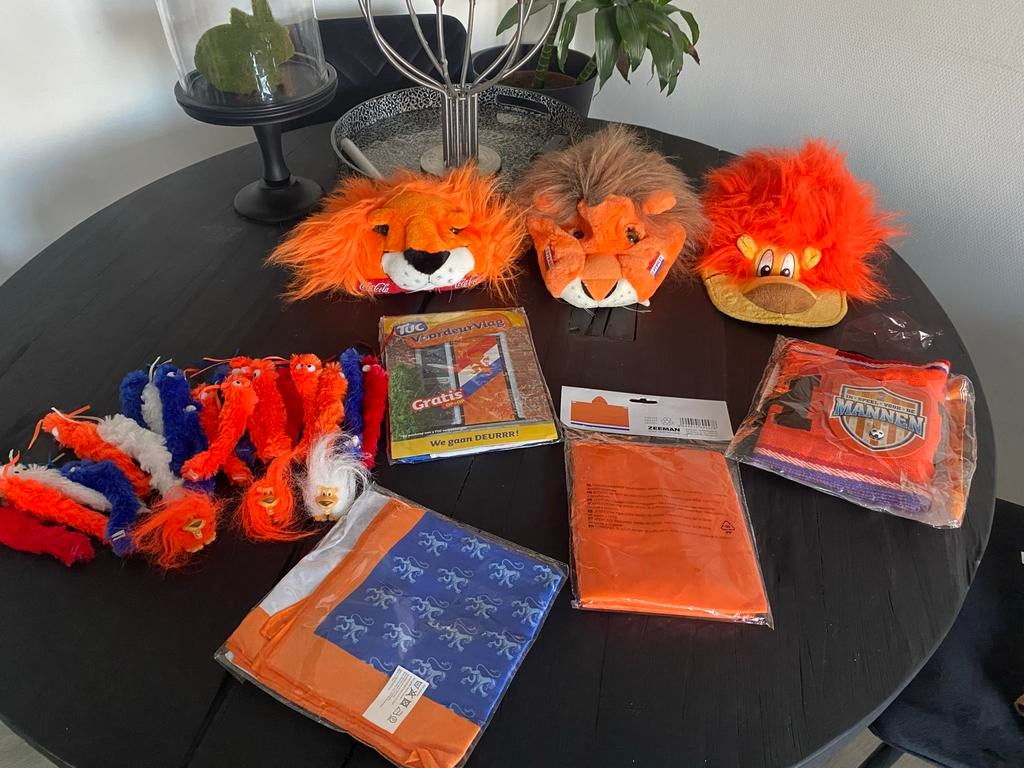 Oranje Pakket voetbal/koningsdag spullen, Verzamelen, Ophalen of Verzenden, Zo goed als nieuw, Overige binnenlandse clubs