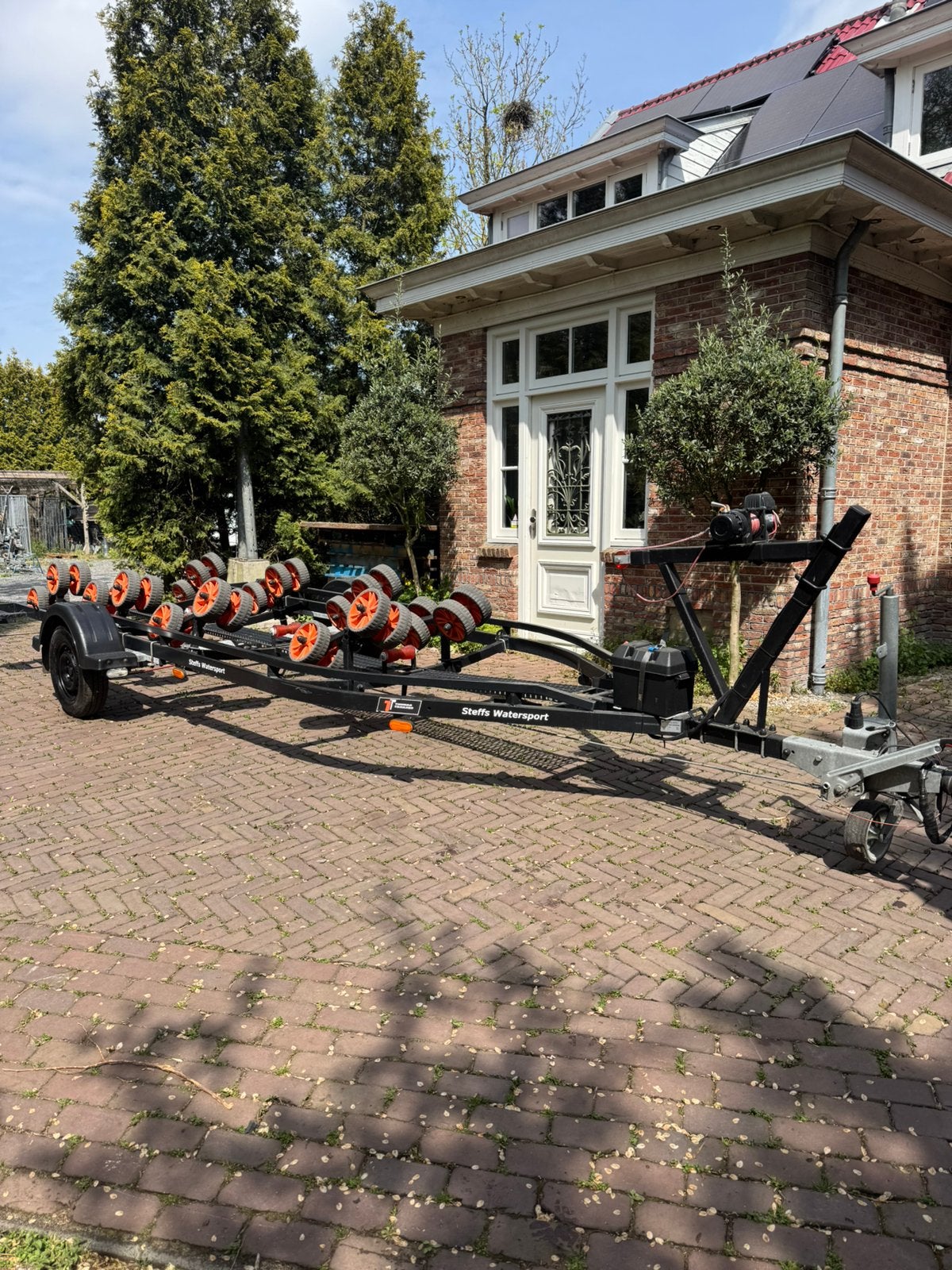 CUSTOM Boot trailer Zwart GEPOEDERCOAT! 1300kg rollensysteem, Watersport en Boten, Boottrailers, Ophalen of Verzenden, Zo goed als nieuw