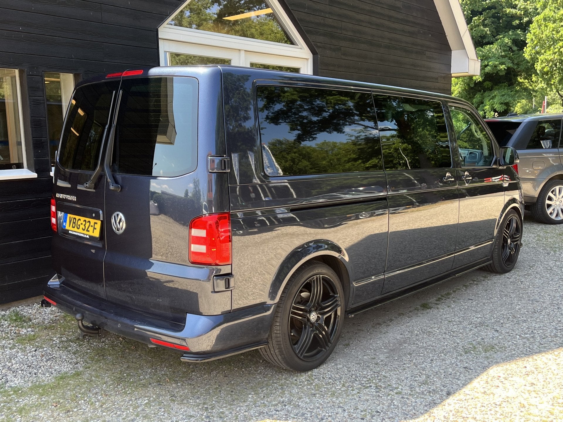 Volkswagen Transporter 2.0 TDI L2H1 DC Highline 204PK/Aut/Ec, Gebruikt, Origineel Nederlands, Bedrijf, Diesel