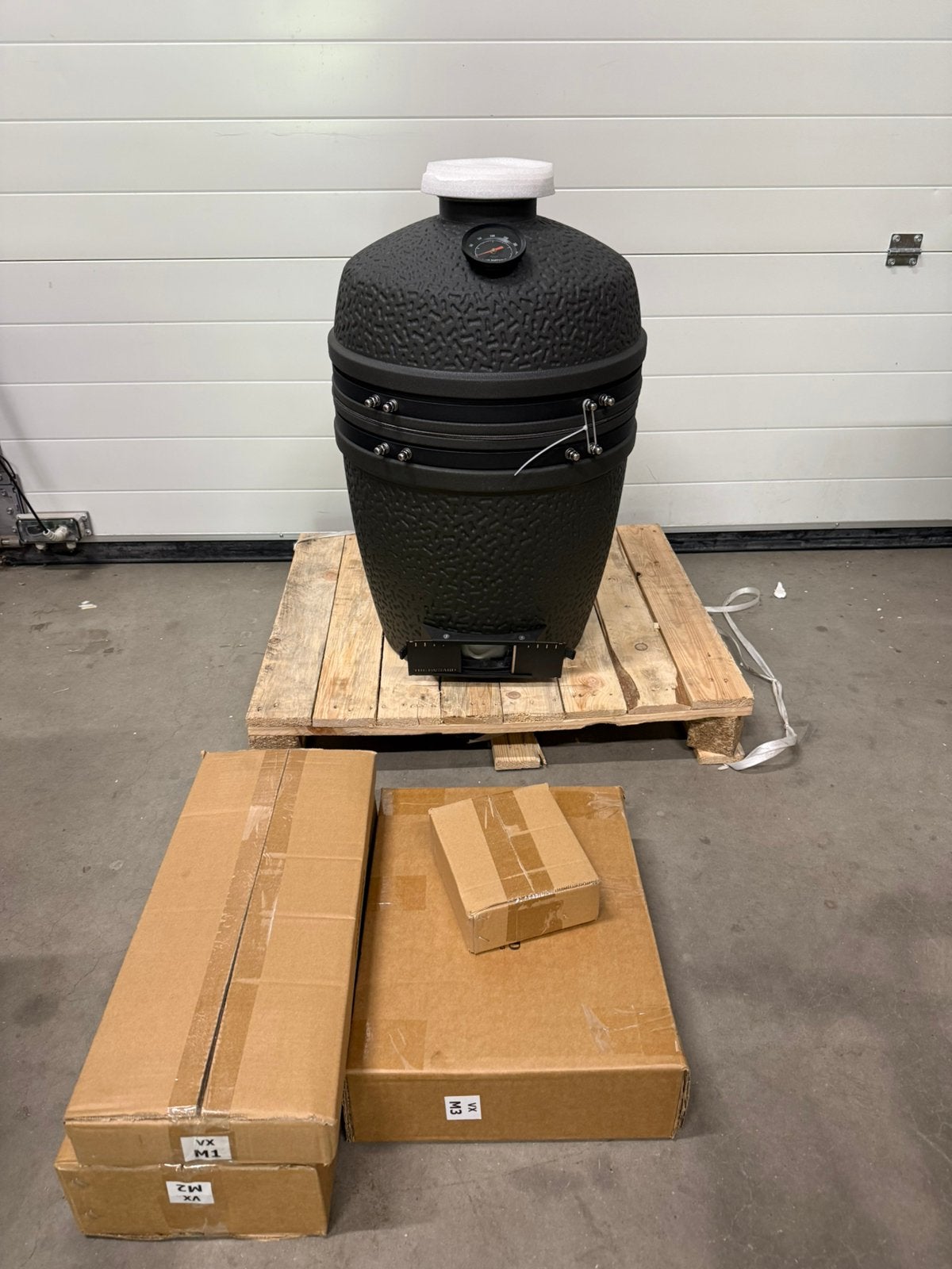 The Bastard VX Medium Compleet kamado bbq nieuw, Tuin en Terras, Houtskoolbarbecues, Ophalen, Nieuw, /, /