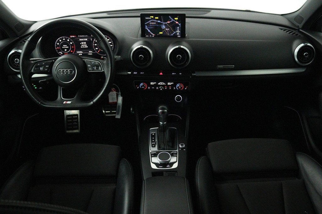Audi A3 Sportback 35 TFSI CoD Advance Sport (BLACK PACK, VIR, Auto's, Audi, 4 cilinders, 150 pk, Leder en Stof, Zwart