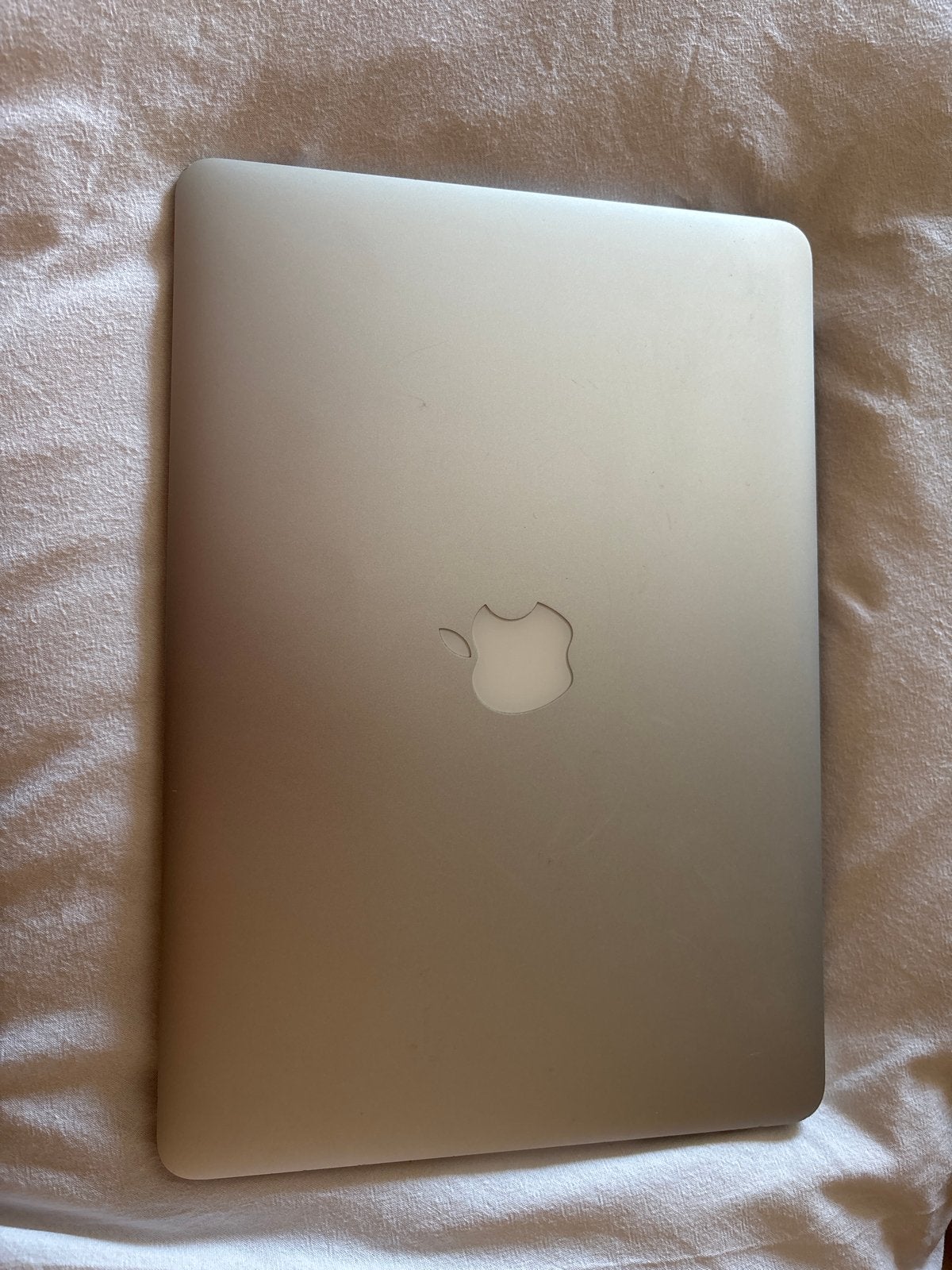 MacBook Air 13 inch A1466 Defect Zonder SSD Onderdelen, Computers en Software, Apple Macbooks, 256 GB, 2 tot 3 Ghz, Qwerty, 8 GB