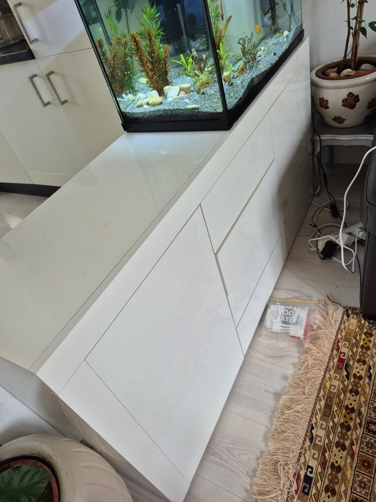 dressoir, Dieren en Toebehoren, Vissen | Aquaria en Toebehoren, Ophalen of Verzenden, Zo goed als nieuw, Plant(en), Steen of Hout