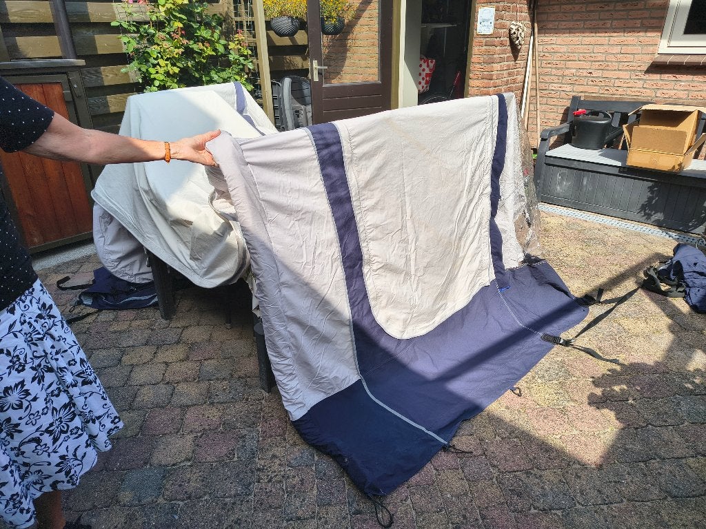 Reis Caravanluifel, Caravans en Kamperen, Ophalen, Zo goed als nieuw