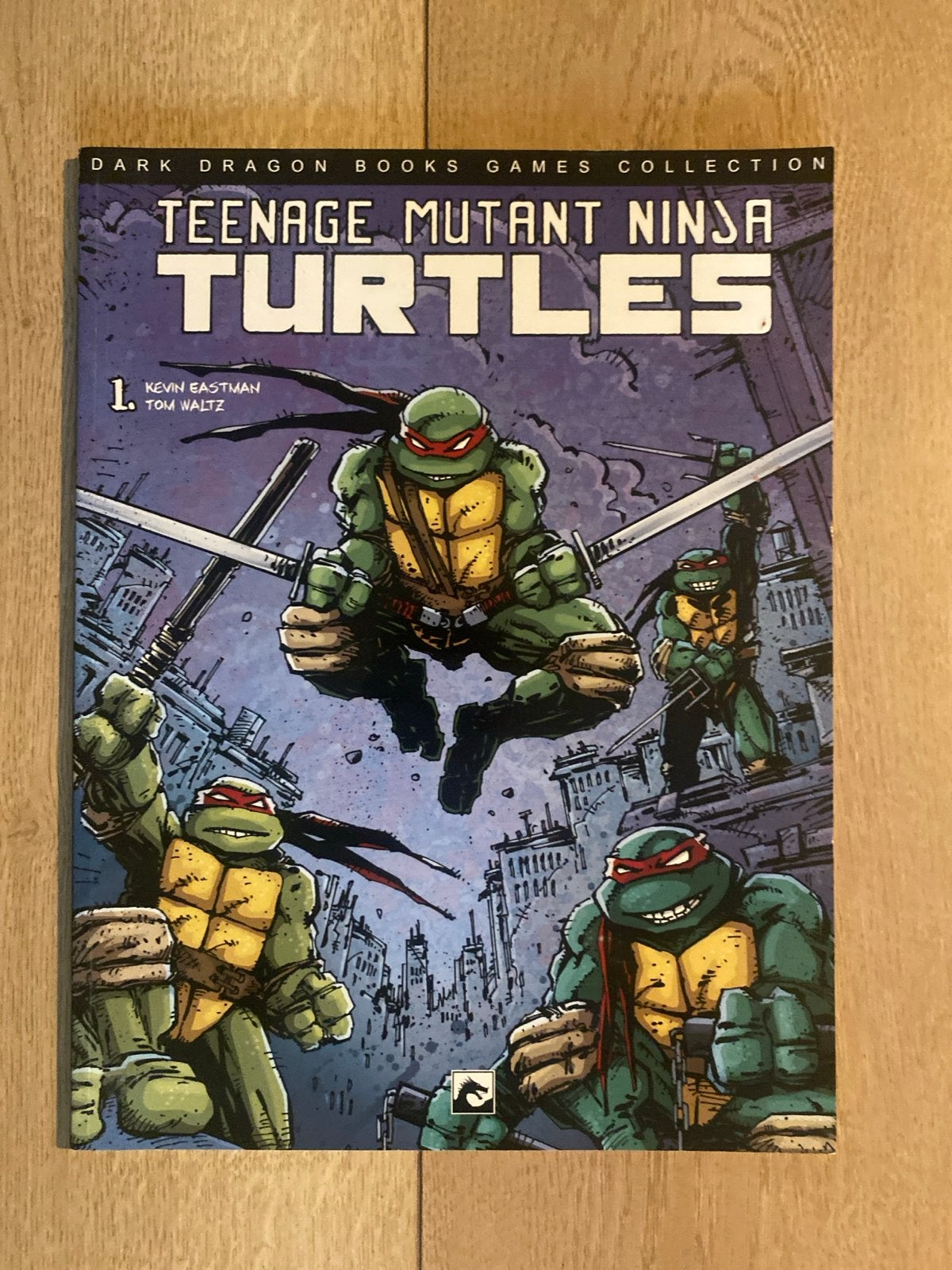 Teenage Mutant Ninja Turtles - Verandering is Constant, Boeken, Stripboeken, Eén stripboek, Ophalen of Verzenden, Zo goed als nieuw
