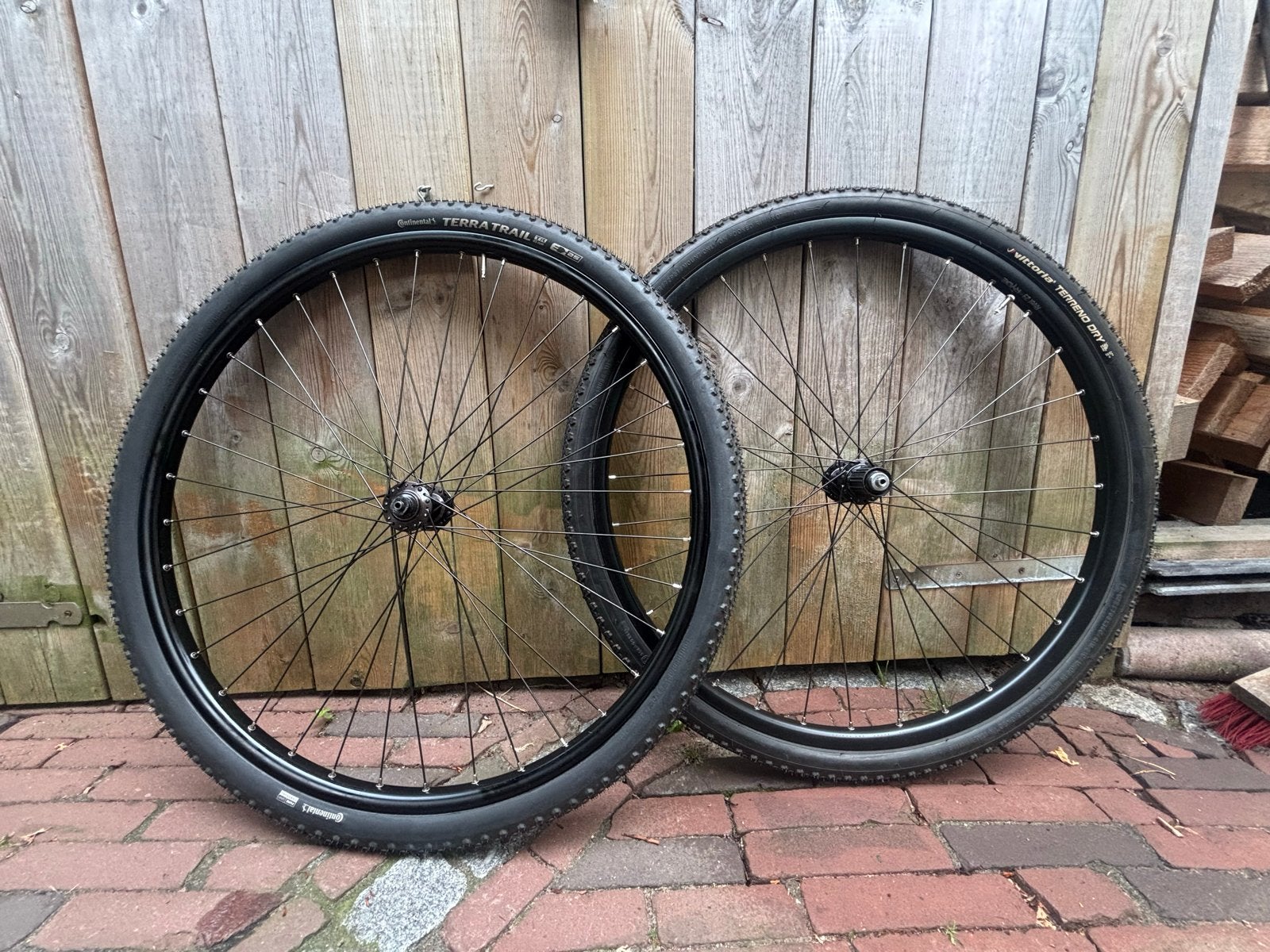 Deore/XT wielen met gravelbanden 40-622 en 45-622, Fietsen en Brommers, Fietsonderdelen, Wiel, Ophalen of Verzenden, Zo goed als nieuw