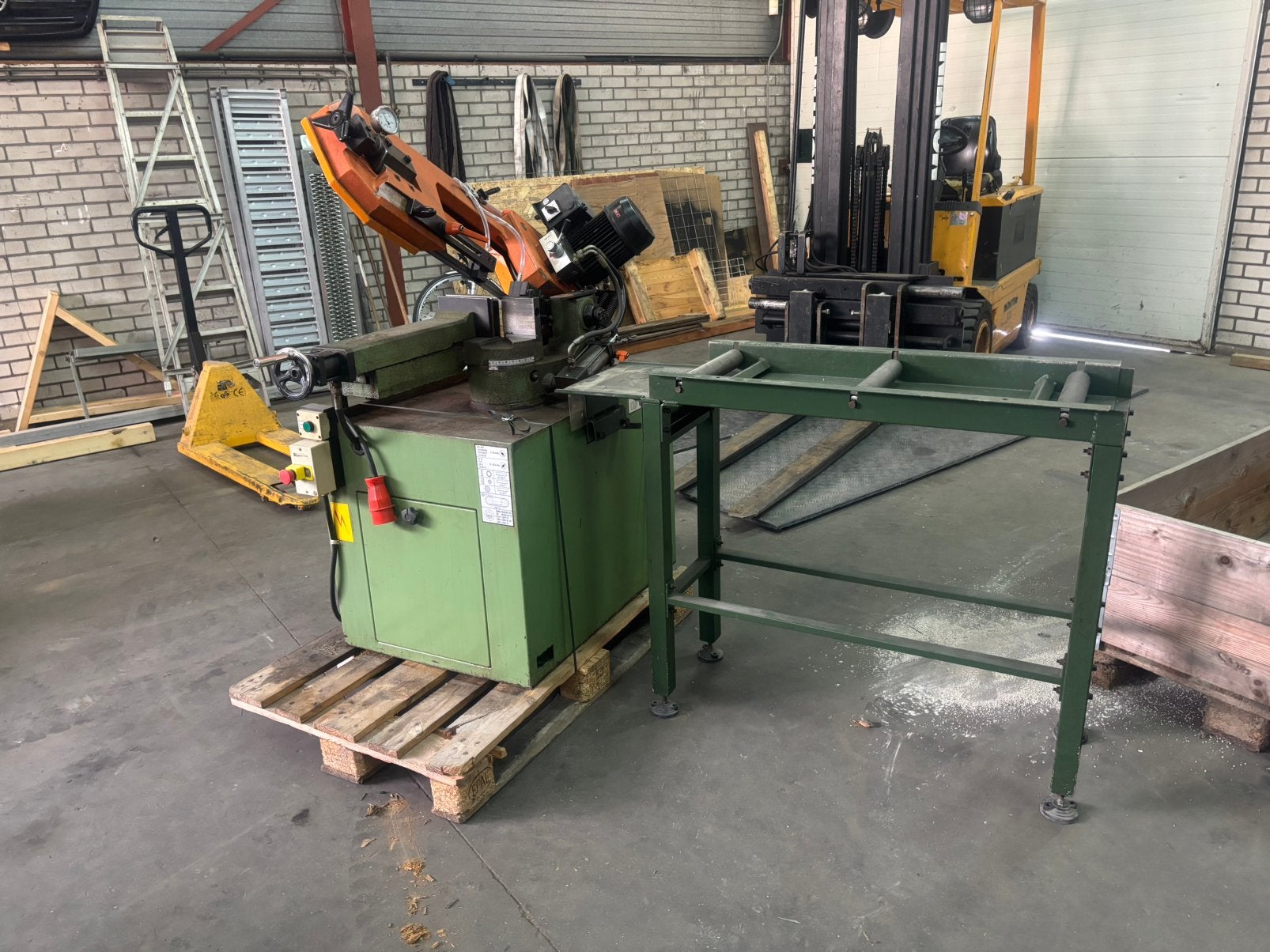 Carif 260 bandzaagmachine met rollenbaan, Doe-het-zelf en Verbouw, Ophalen, Zo goed als nieuw, 1200 watt of meer, 70 mm of meer