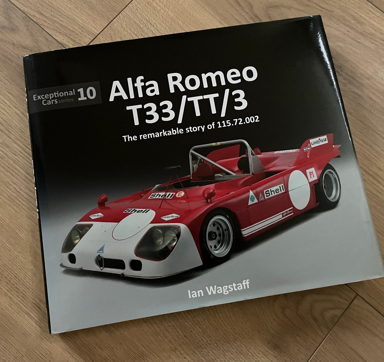 Boek: Alfa Romeo T33/TT/3 - Raceauto Geschiedenis, Ophalen of Verzenden, Zo goed als nieuw, Alfa Romeo