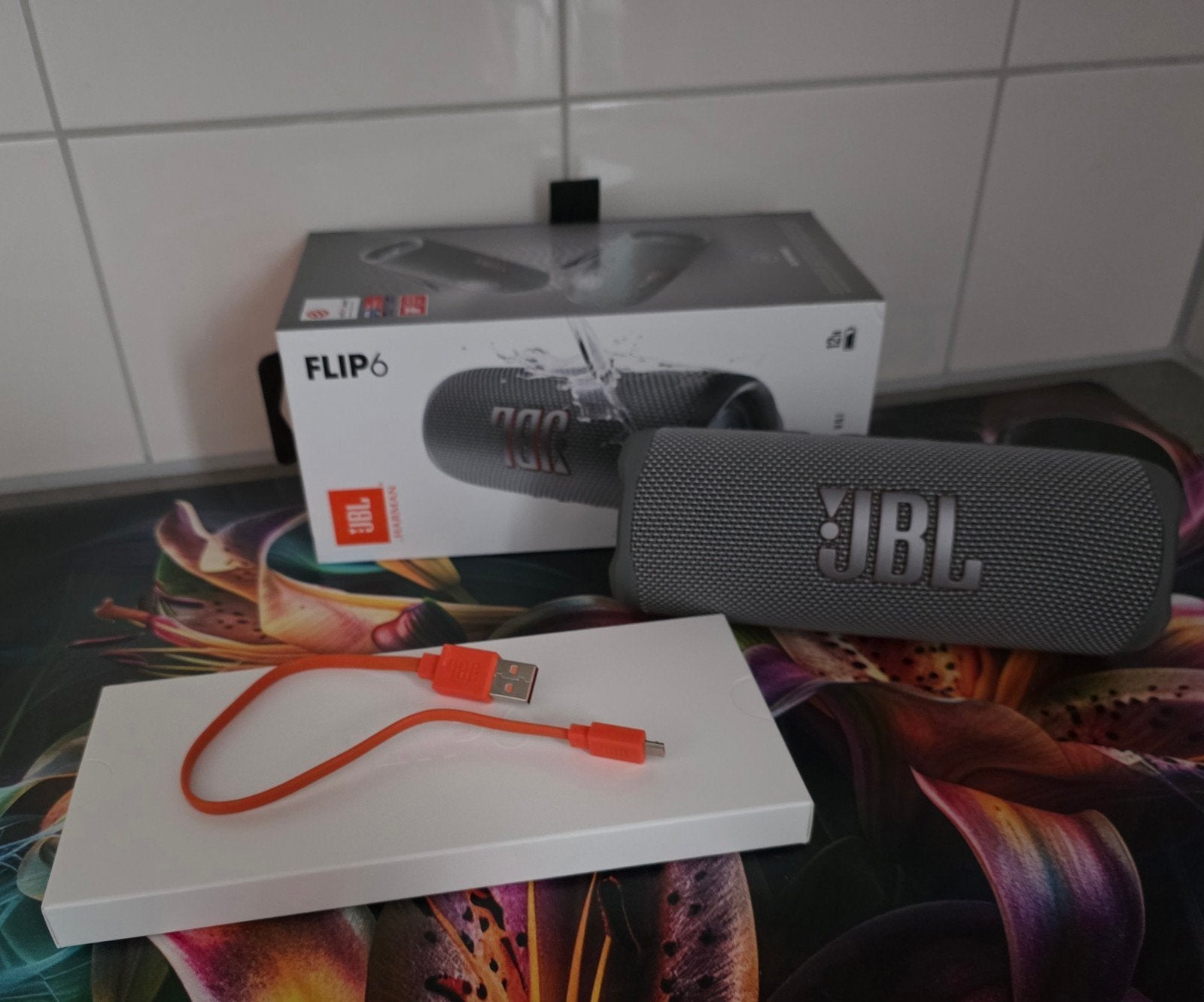 JBL Flip 6 Draagbare Bluetooth Speaker - Grijs, Bluetooth, JBL, Ophalen of Verzenden, Zo goed als nieuw