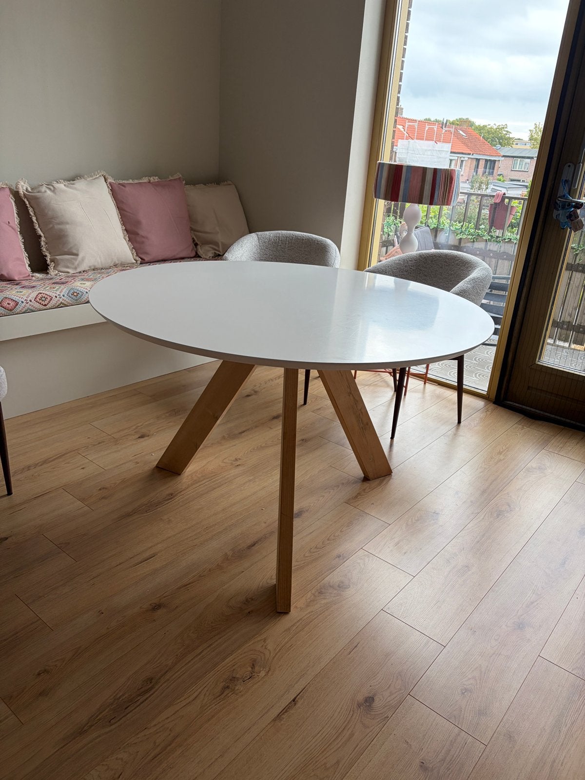 Eettafel rond 120 cm, Ophalen, 100 tot 150 cm, Rond, Zo goed als nieuw
