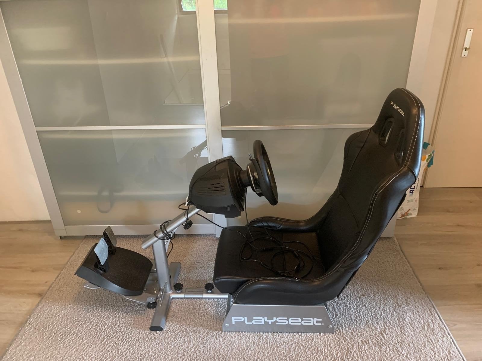 Thrustmaster TX Racing Wheel + Playseat Evolution set, Spelcomputers en Games, Spelcomputers | Sony PlayStation Consoles | Accessoires