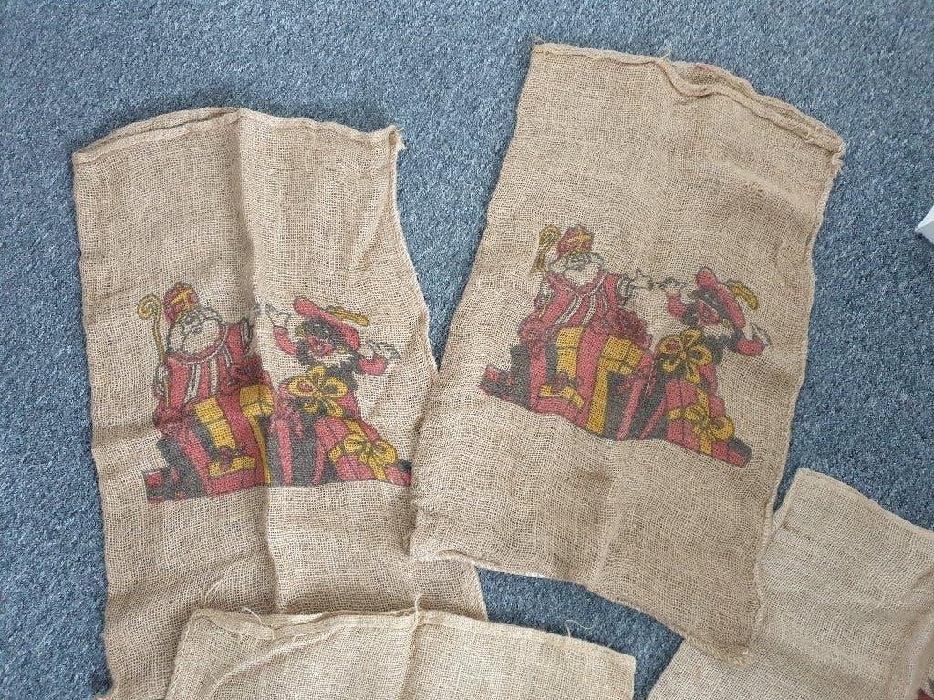 4x Jute zakken Sint & (oude) piet / strooizakken, Diversen, Sinterklaas, Ophalen of Verzenden, Gebruikt
