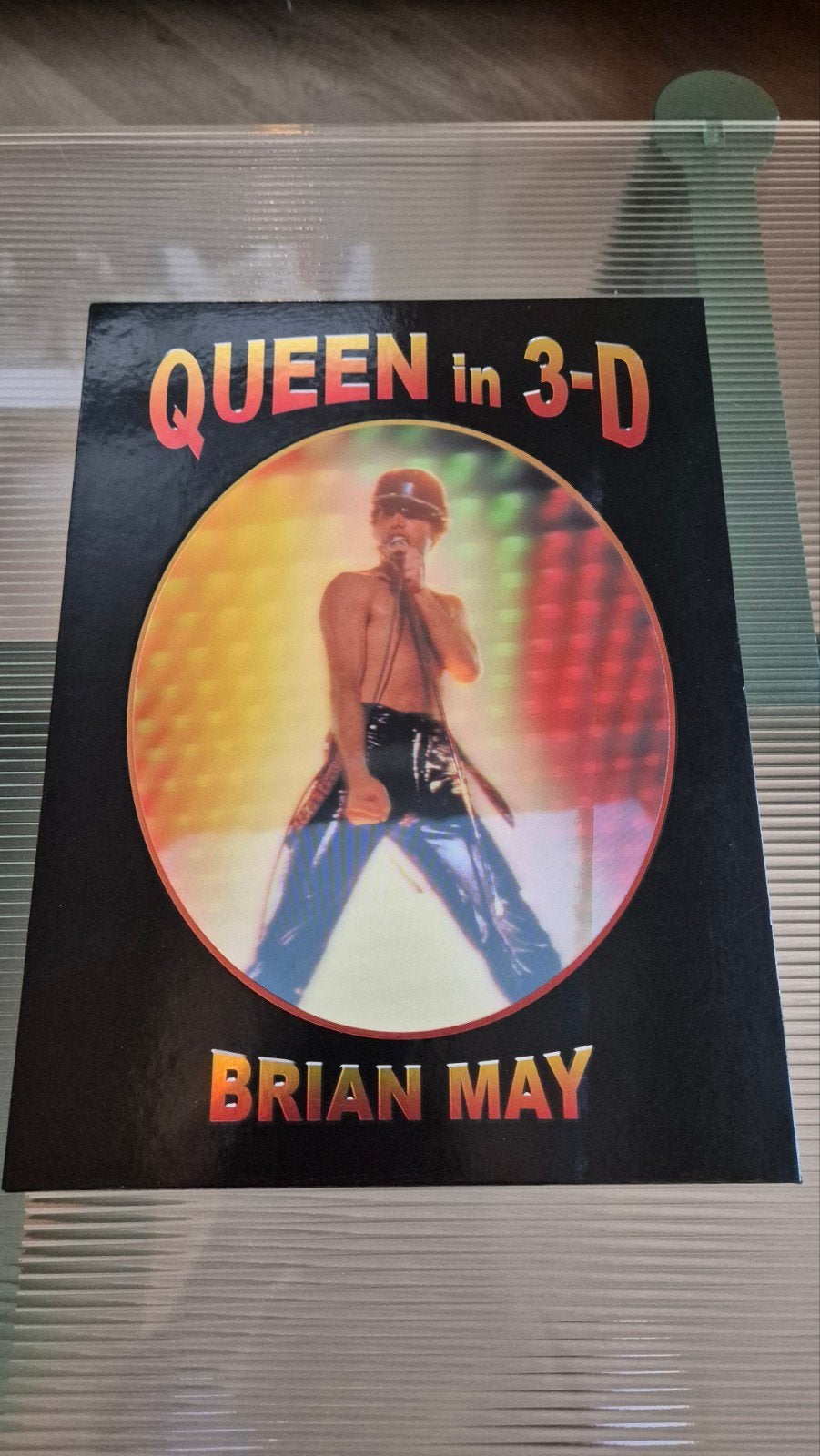 Queen Boeken & Posters The Treasures of Queen, Queen in 3D, Ophalen of Verzenden, Zo goed als nieuw, Artiest, Brian May