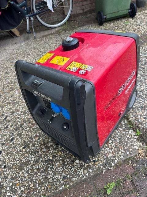 Honda aggregaat EU30i, Ophalen, Gebruikt, Minder dan 5 kVA, Benzine