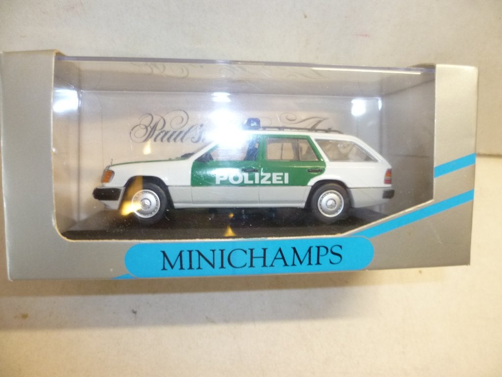 MiniChamps 3920 Mercedes 250 TD Break Polizei 1:43 modelauto, Ophalen of Verzenden, Nieuw, Auto, MiniChamps