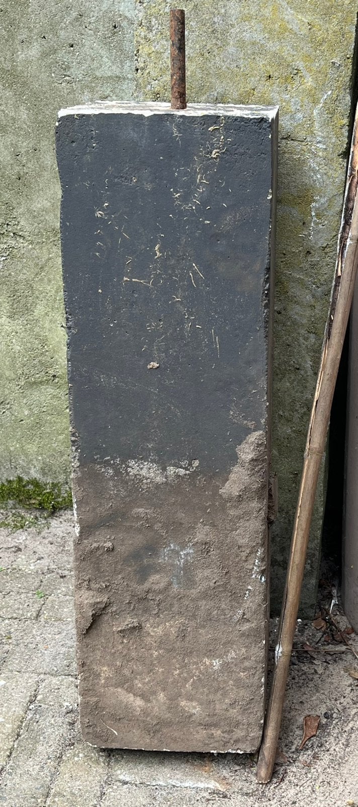 Pilaar zuil - massief beton om tuinbeeld om te plaatsen, Ophalen, Gebruikt