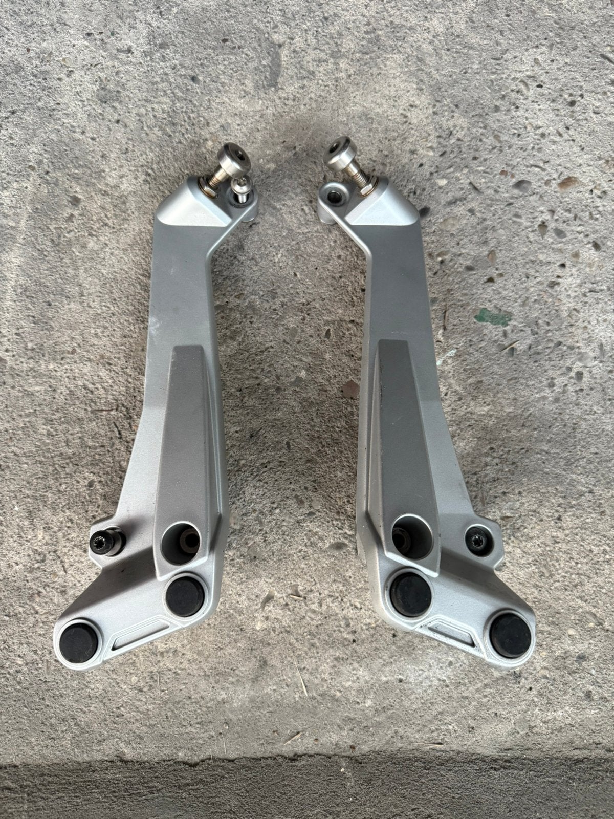 BMW R1200GS Aluminium beugels / steunen set (L+R), Ophalen of Verzenden