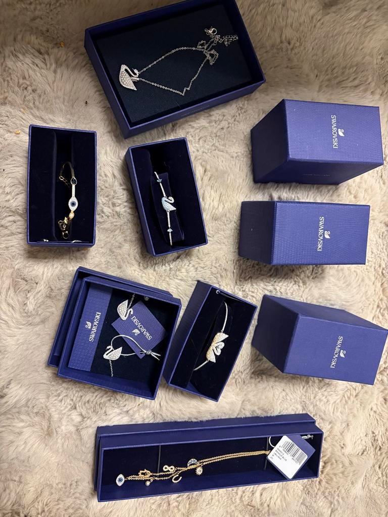 Mooie Swarovski sieraden - Nooit gedragen, Met kristal, Overige materialen, Nieuw, Ophalen of Verzenden