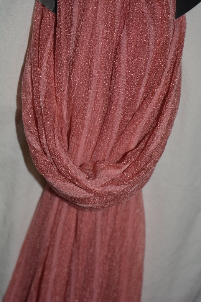 nieuwe shawl, zacht 'oud' roze, Kleding | Dames, Mutsen, Sjaals en Handschoenen, Maat 46/48 (XL) of groter, Nieuw, Ophalen of Verzenden