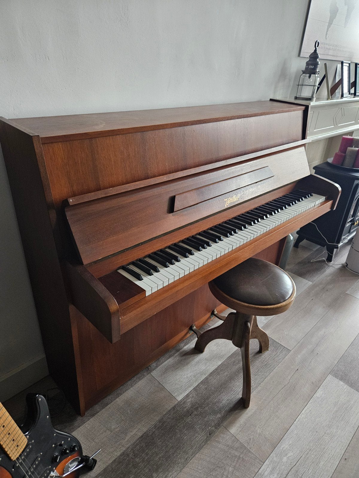 GRATIS ~Schiller Piano ~ GRATIS, Ophalen, Gebruikt