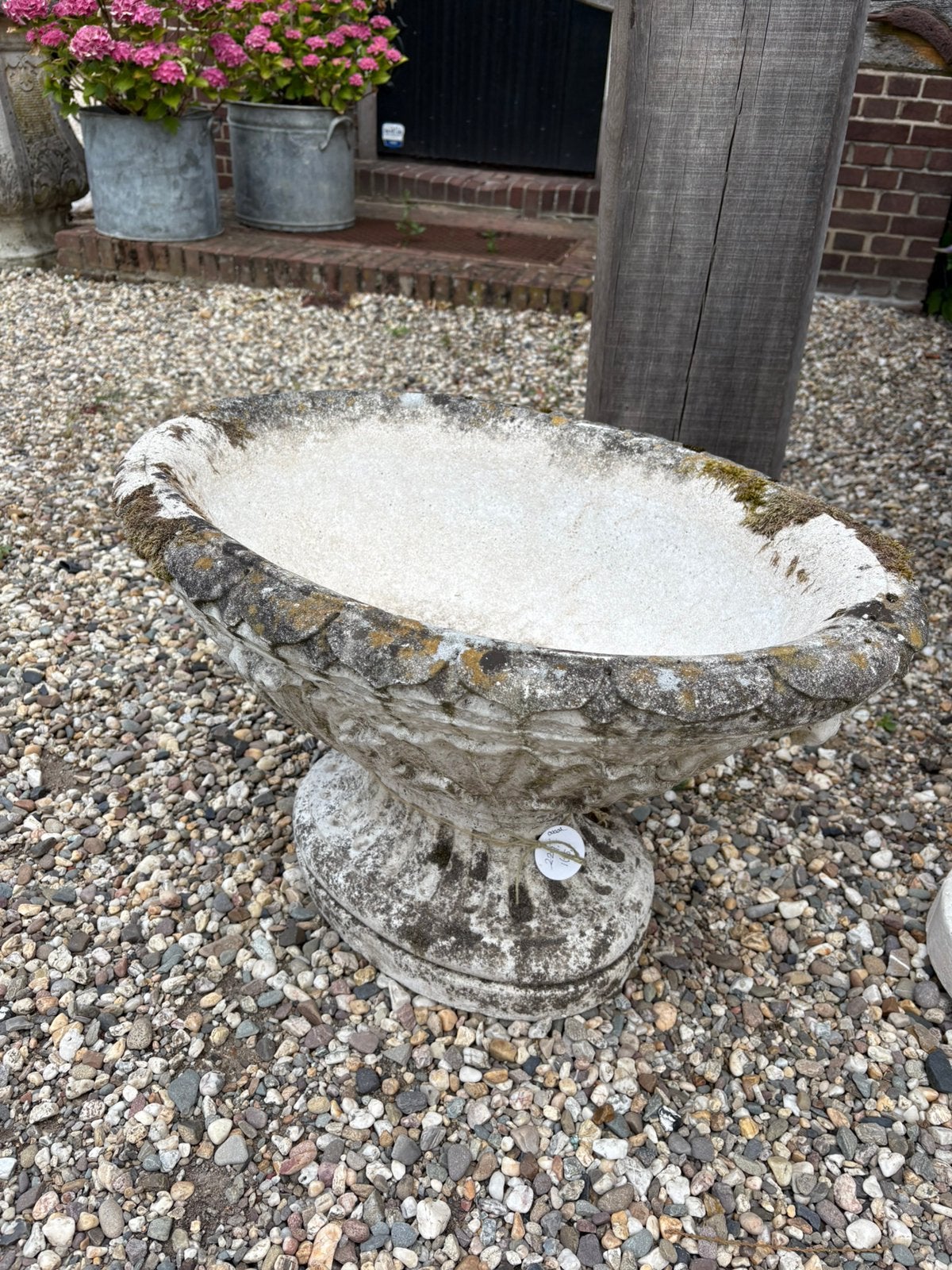 Verschillende stenen tuin vazen, tuinbeelden, brocante, sale, Ophalen, Gebruikt, Hoofdstraat 15 de steeg, Info@ilfienile.nl