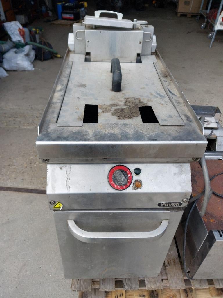 Div. horeca apparatuur., Ophalen, Fornuis, Frituur en Grillen