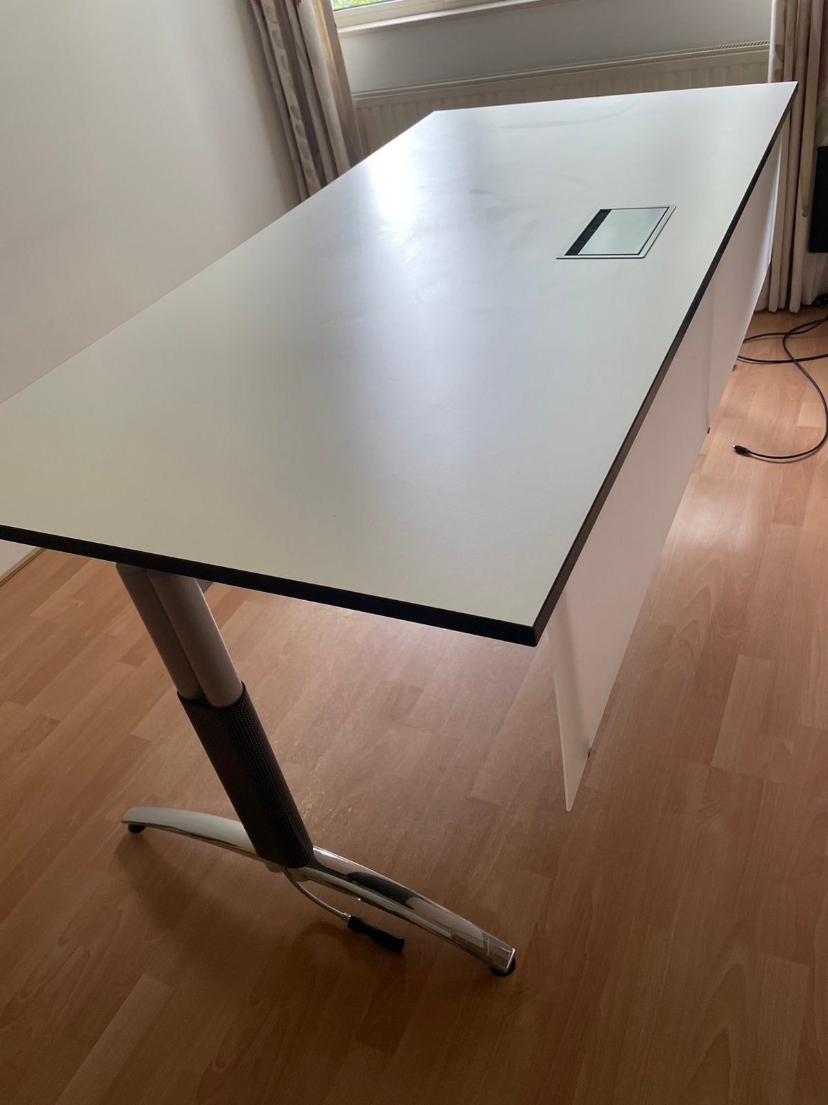 Palmberg bureau 2x1 meter, Huis en Inrichting, Bureaus, Ophalen, 100 cm, In hoogte verstelbaar, Zo goed als nieuw