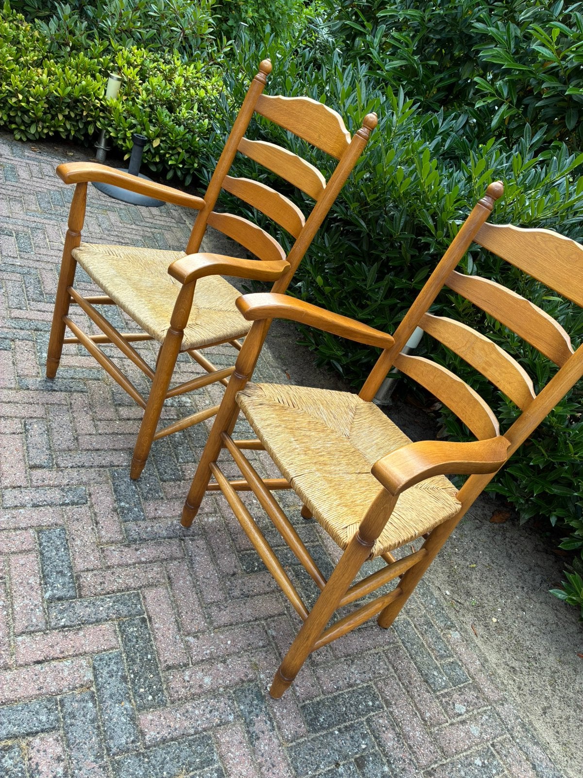 Mooie Eiken Stoelen met armleuning, Knopstoel, Huis en Inrichting, Stoelen, Ophalen, Gebruikt, Twee, Overige kleuren
