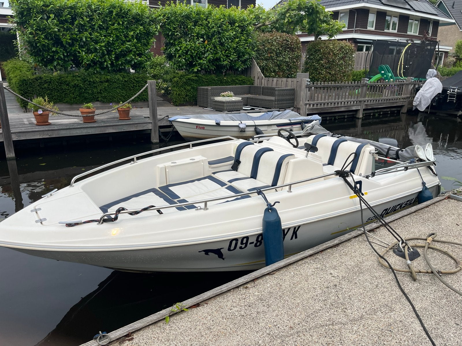 Quicksilver 500, Watersport en Boten, Vis- en Consoleboten, Gebruikt, Quicksilver, Elektrische start, Benzine, 30 tot 50 pk, Buitenboordmotor