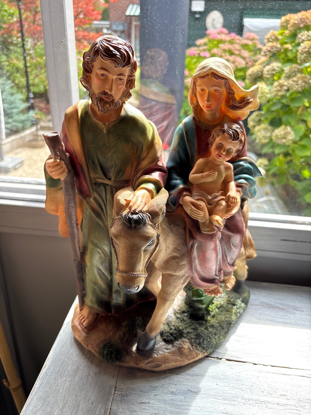 Tuinbeeld Heilige Familie op ezel - 30 cm hoog, Ophalen of Verzenden, Gebruikt