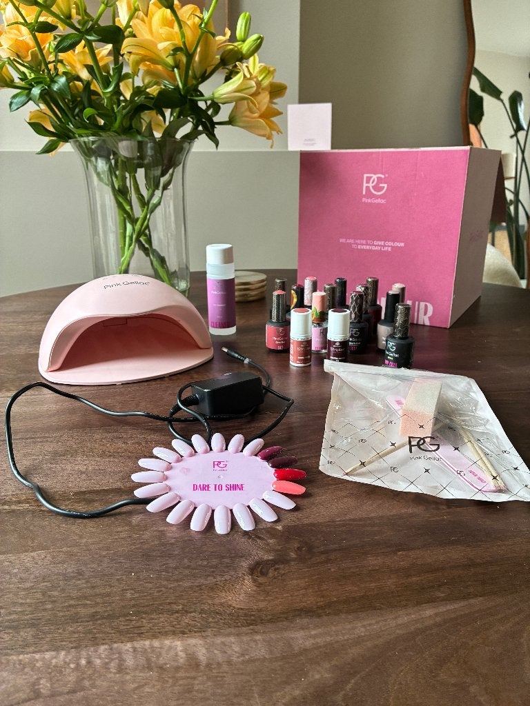 Pink Gellac startersset incl. lamp en meerdere gellac, Overige kleuren, Ophalen of Verzenden, Zo goed als nieuw, Handen en Nagels