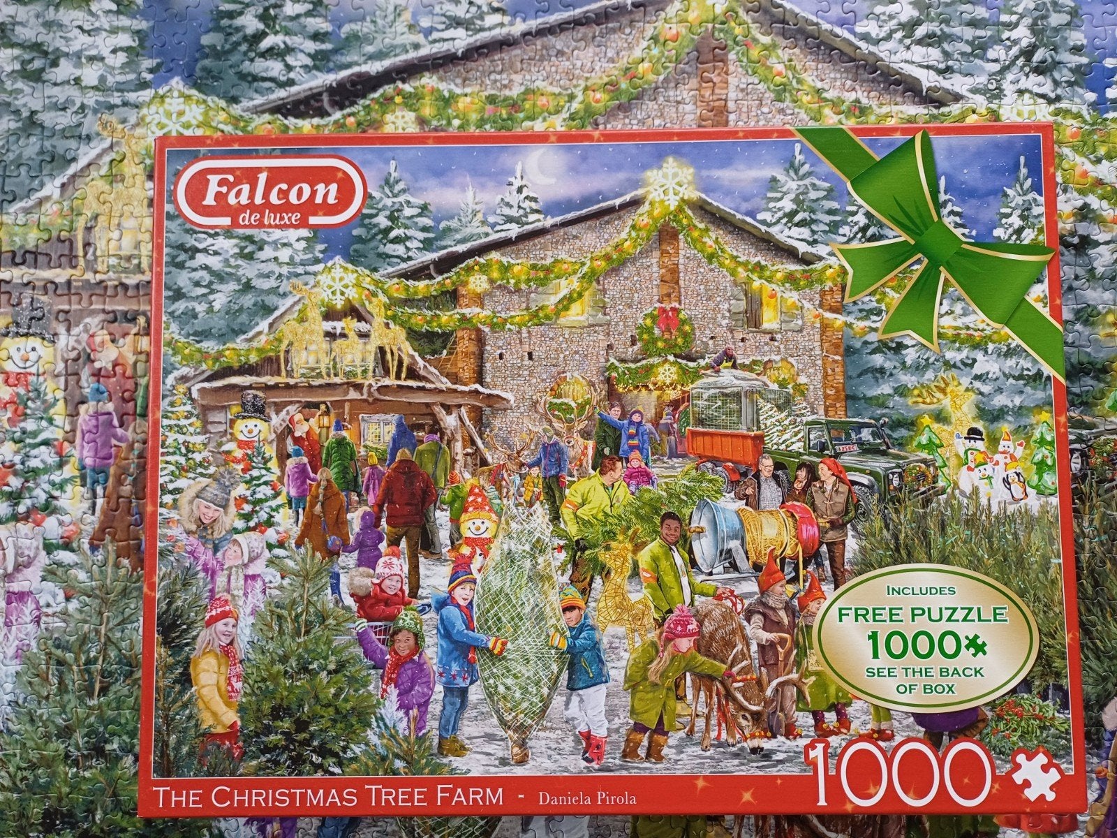Puzzel 2 x 1000 stukjes Falcon kerstbomen en kerstman, Ophalen of Verzenden, 500 t/m 1500 stukjes, Zo goed als nieuw, Legpuzzel