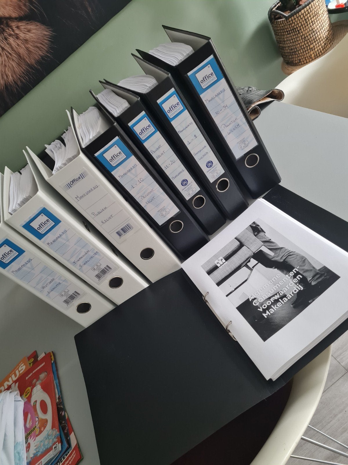 Laudius Makelaardij Opleiding Mappen, Laudius, Ophalen of Verzenden, Zo goed als nieuw, MBO