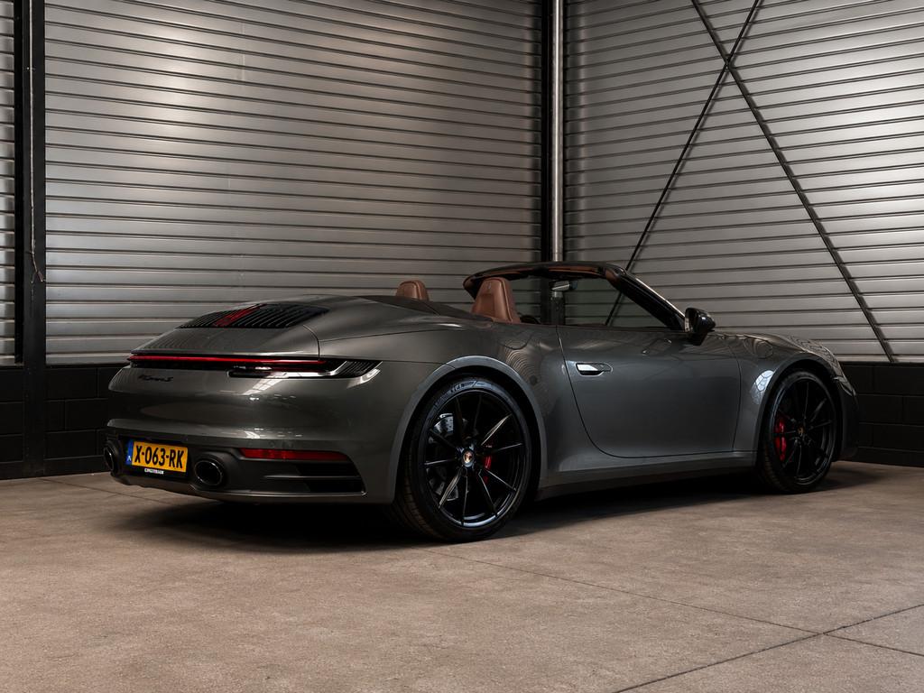 Porsche 911 Cabrio 992 3.0 Carrera S | Sport Chrono | BOSE |, Auto's, Porsche, Automaat, Achterwielaandrijving, Gebruikt, 4 stoelen