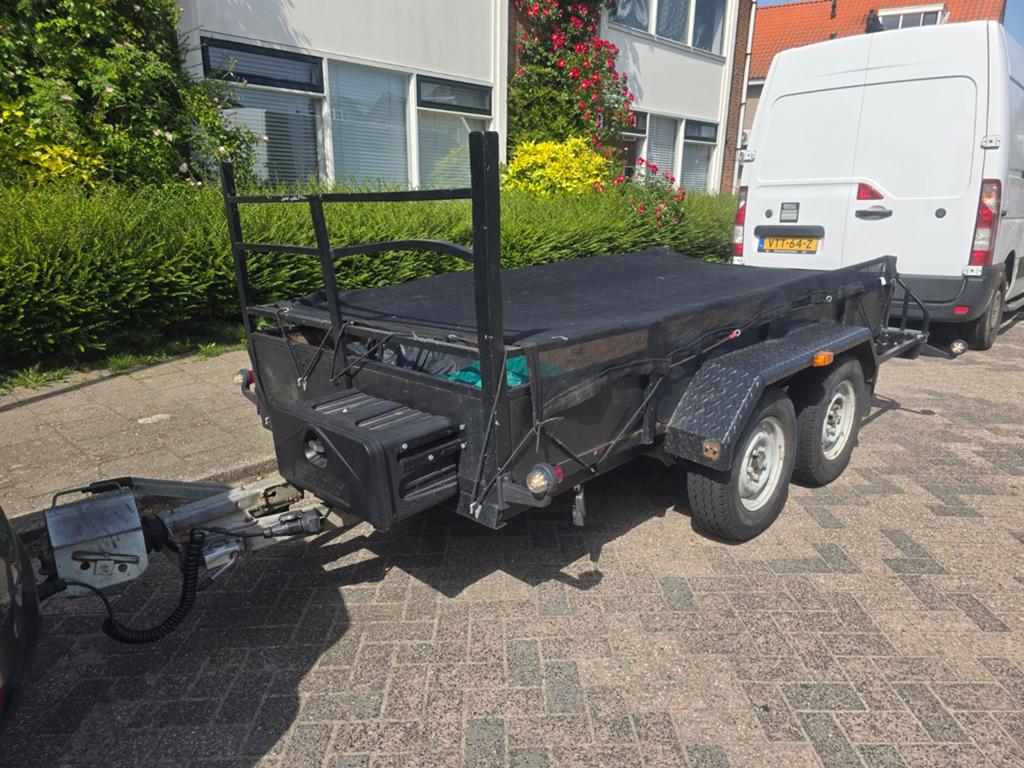 Goed werkende tandemasser aanhanger met stalen vloer, Ophalen, Gebruikt