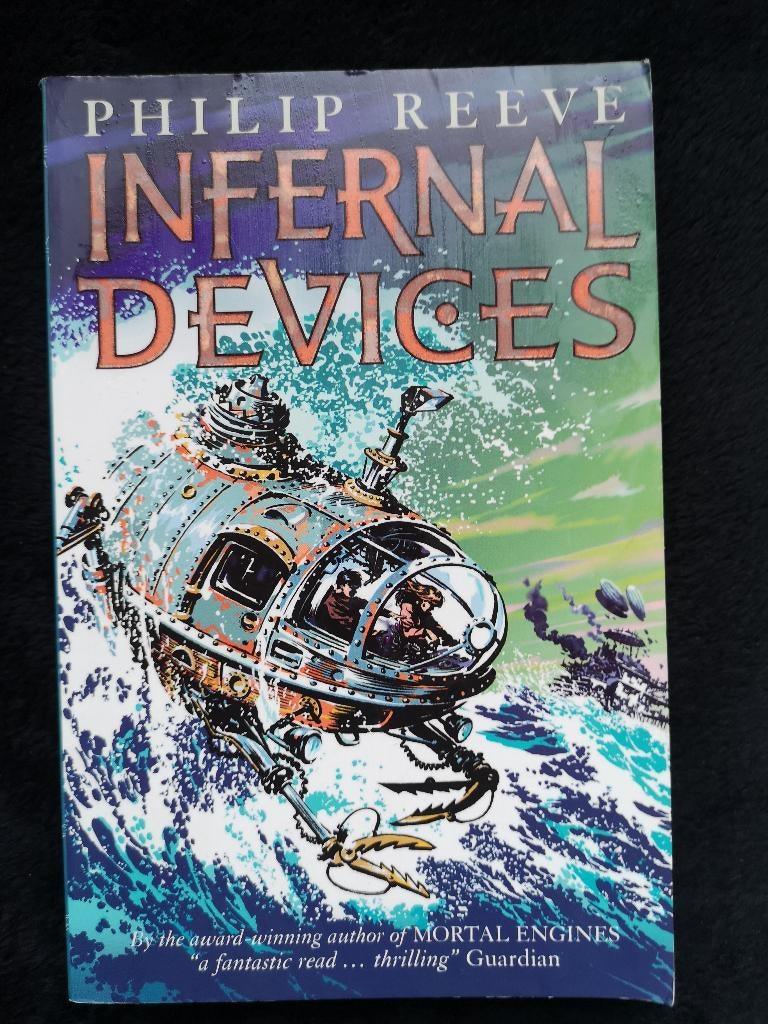 Philip Reeve, Infernal Devices, Boeken, Ophalen of Verzenden, Gelezen