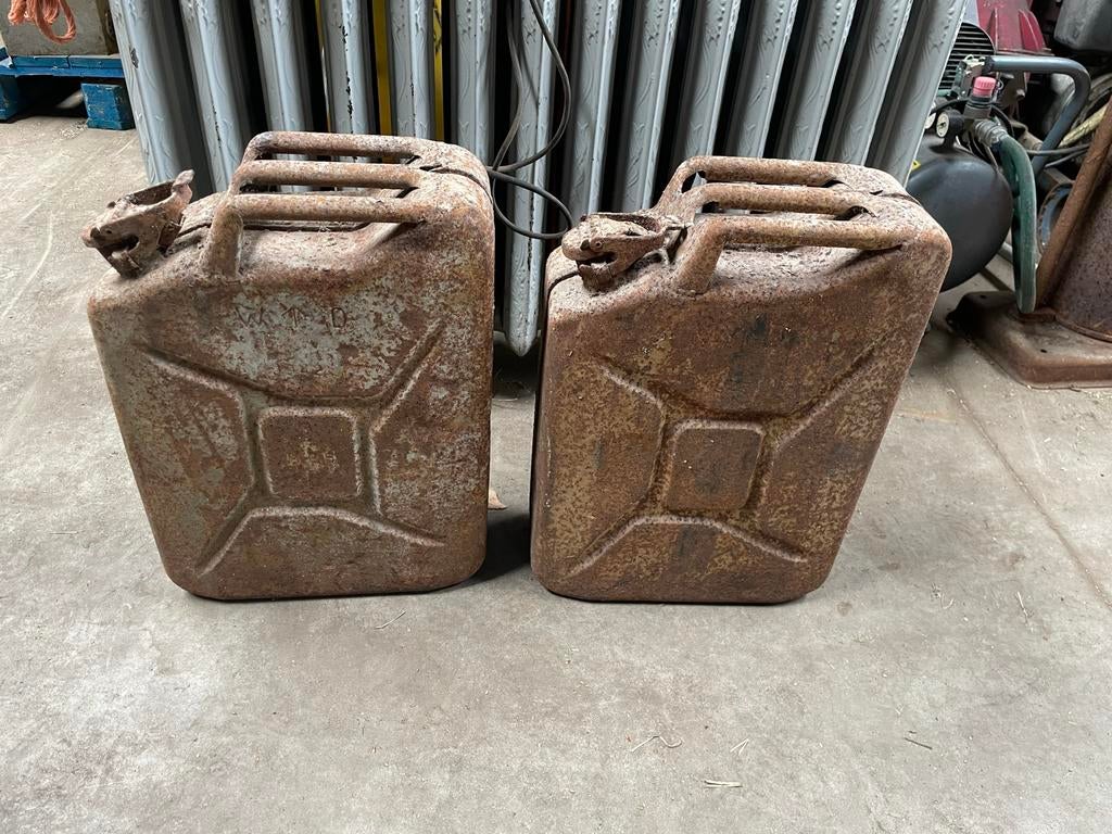 Twee jerrycans, Ophalen, Gebruikt, Universele onderdelen