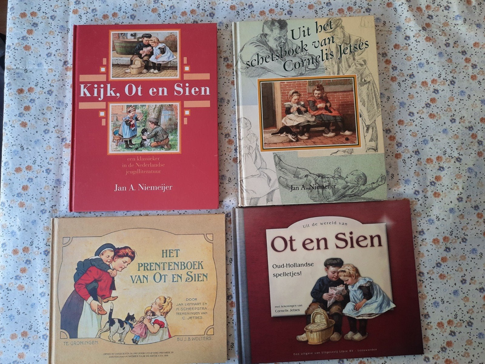 Ot en Sien Boeken Collectie - 4 Stuks, Boeken, Prentenboeken en Plaatjesalbums, Ophalen of Verzenden, Gelezen, Jan A. Niemeijer, Jan Listhart, H. Scheepstra