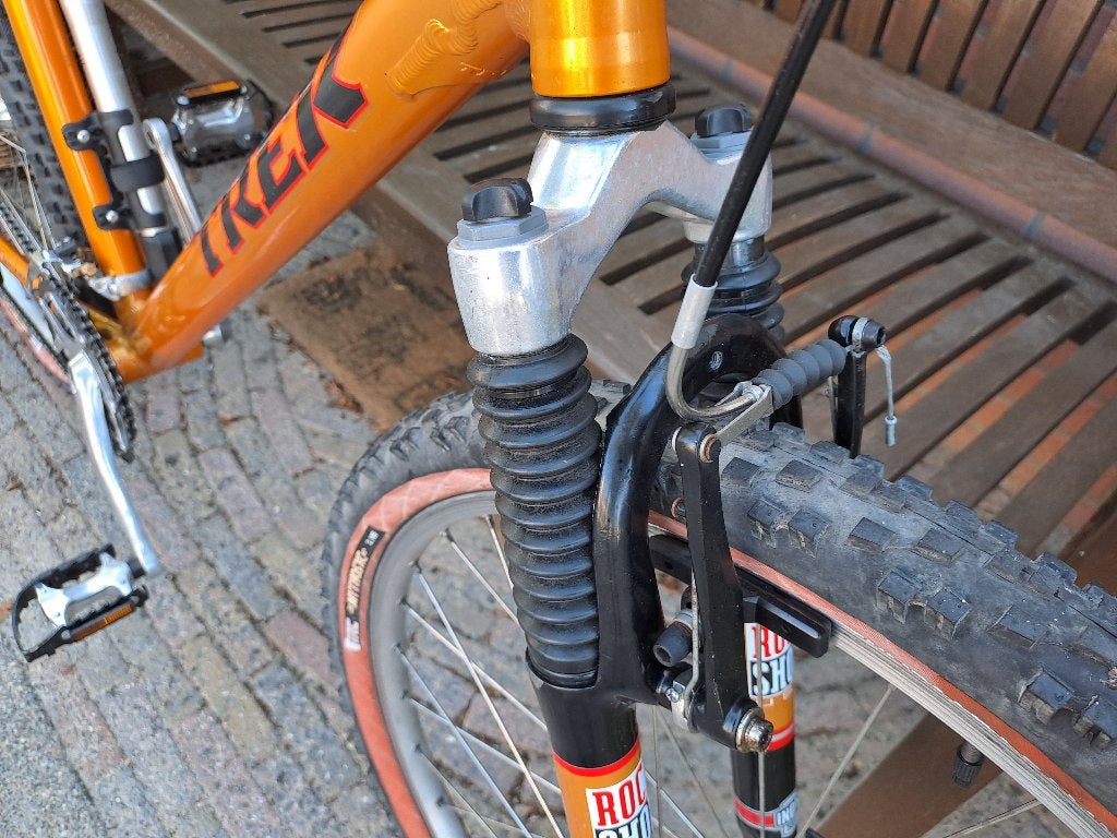 Foto 12 van Trek 7000 ZX , Zeer goede staat!!! 26inch, H54, 3x8 Deore!!!