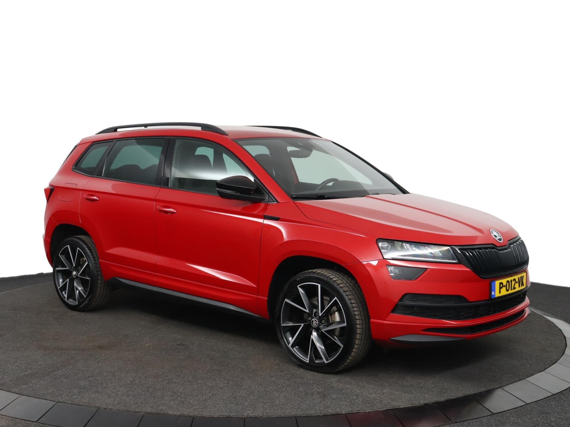 Skoda Karoq 1.5 TSI ACT Style Sportline | Automaat | ACC | S, Stof, 4 cilinders, 150 pk, Karoq