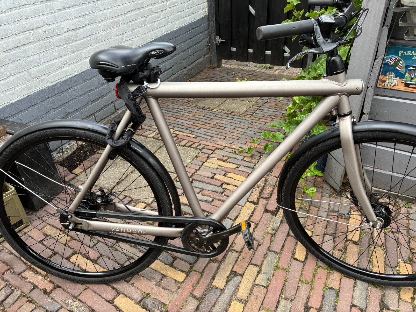 Van Moof fiets 28 inch met 8 versnellingen en schijfremmen., Fietsen en Brommers, Fietsen | Heren | Herenfietsen, Gebruikt, Versnellingen