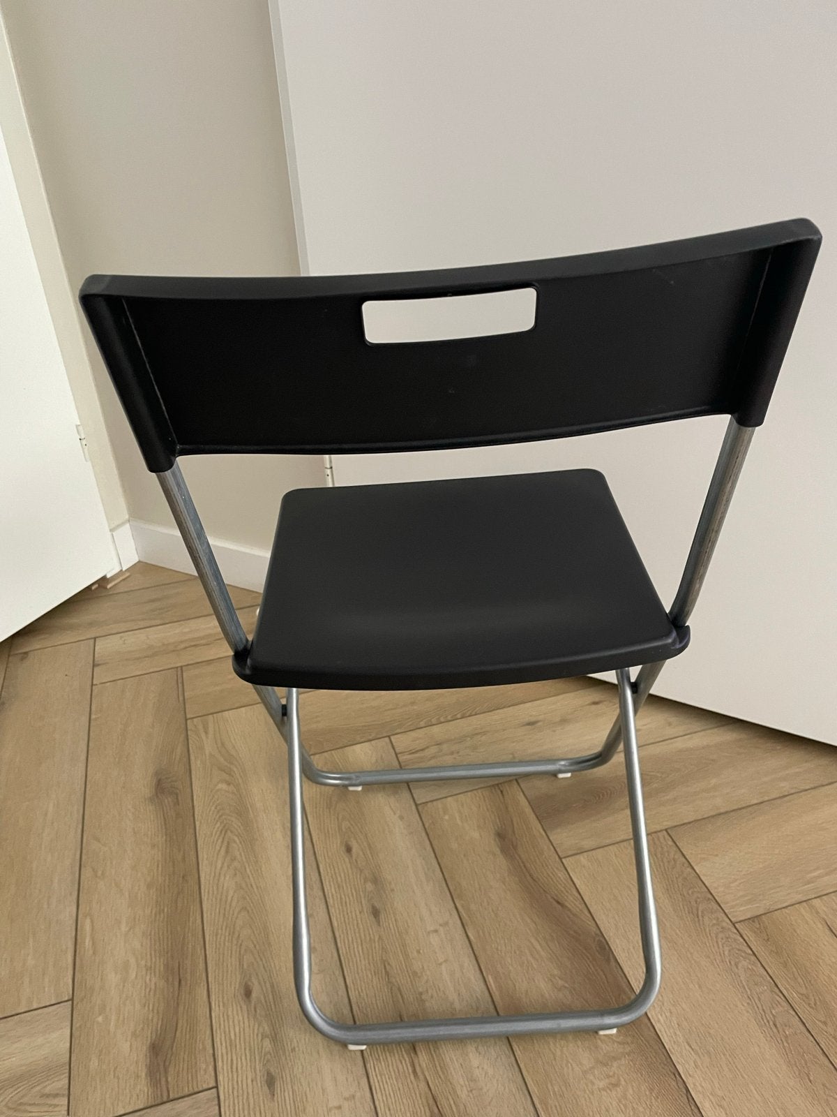7x IKEA Klapstoelen - Zwart/Metaal, Ophalen, Kunststof, Gebruikt, Zwart