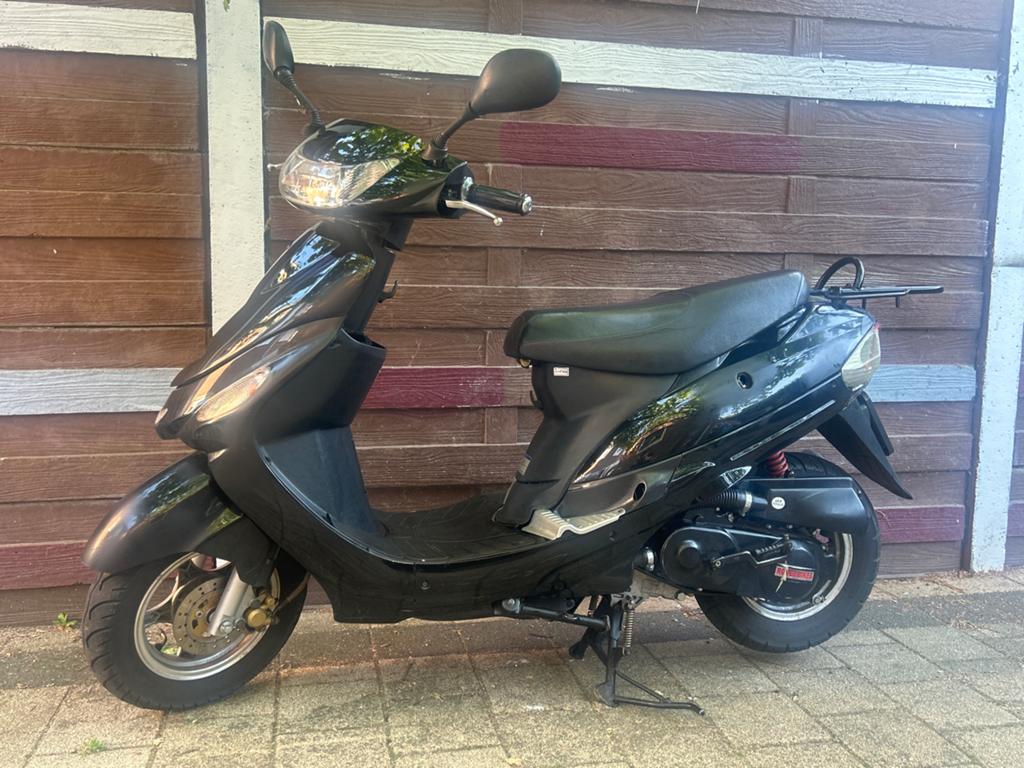 Peugeot V-Clic Scooter - Zwart, Goede Staat, Fietsen en Brommers, Scooters | Peugeot, Gebruikt, Overige modellen, Verzenden, Maximaal 45 km/u